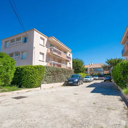 Apartment La Sirene-3 By Interhome